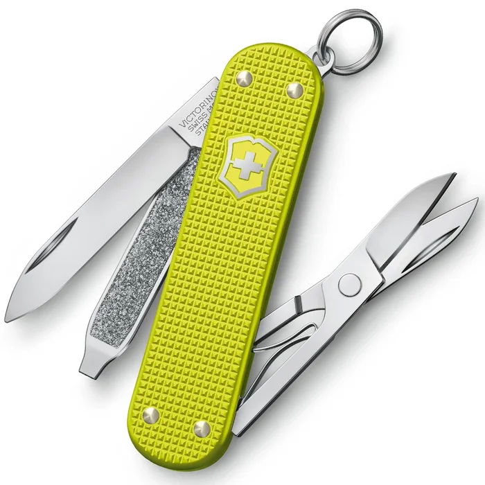 0.6221.L23 – Victorinox Classic SD Alox Electric Yellow Limited Edition 2023
