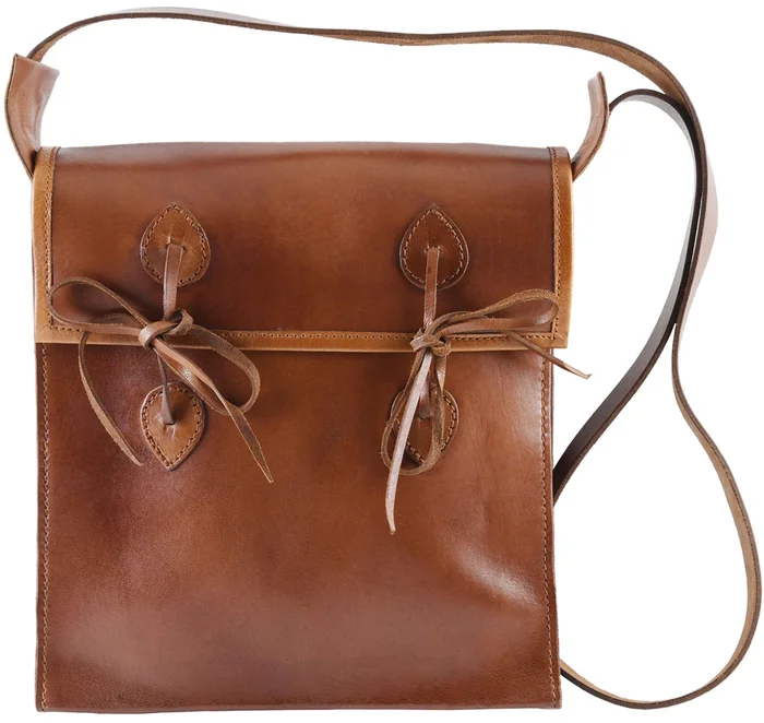 1616619600 – LARP Sac de Comacchio Romain Cuir