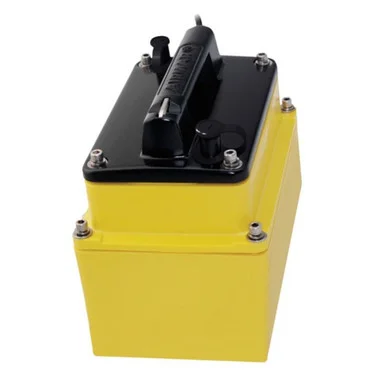 Airmar M265c-lm-9n2 1kw Low chirp moyen avec câble en Y Navico à 9 broches