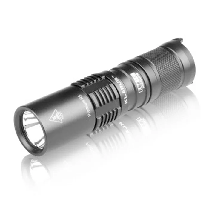 Lampe Tactique Compacte XT1C – 1000 Lumens