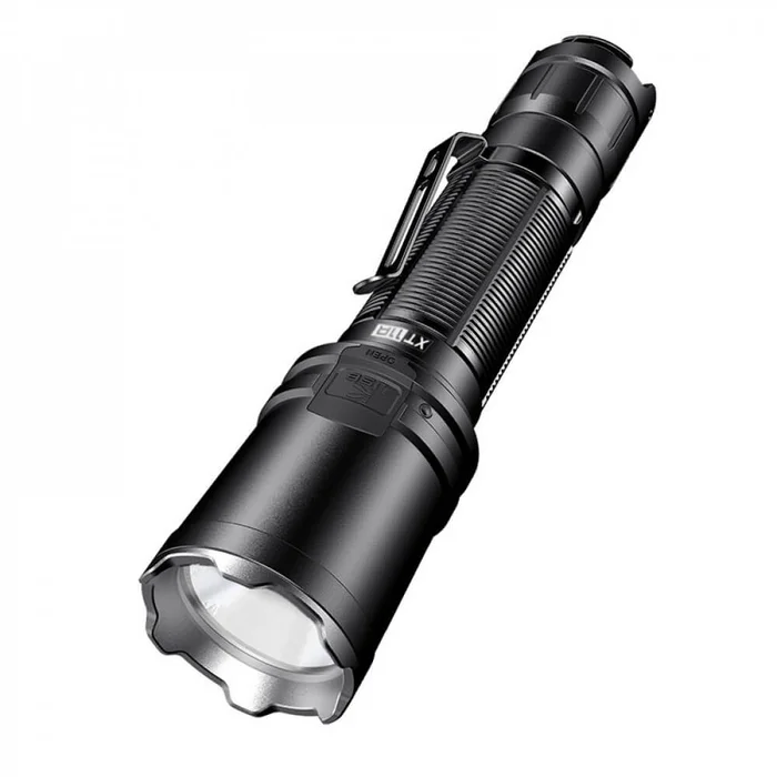Lampe Tactique Rechargeable XTR11R