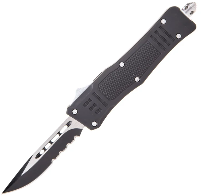 MKO3 – Max Knives OTF Compact