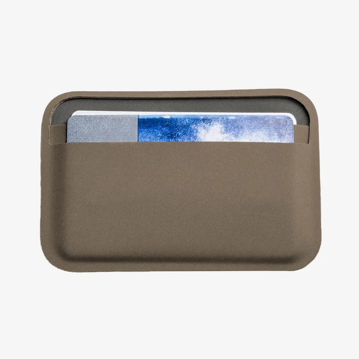 MPL-MAG758FDE – Magpul Porte cartes DAKA Essential Wallet Terre