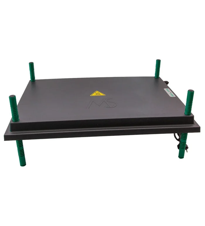 Panneau chauffant 40 x 55 cm pour 50 poussins