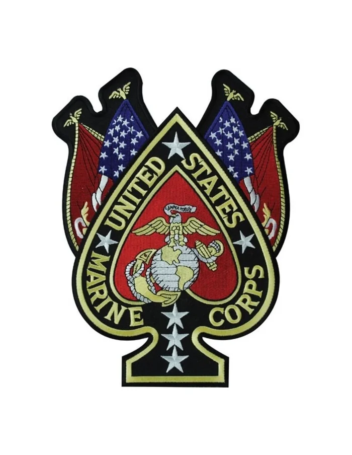 Pin&rsquo;s USMC Spade & Flags