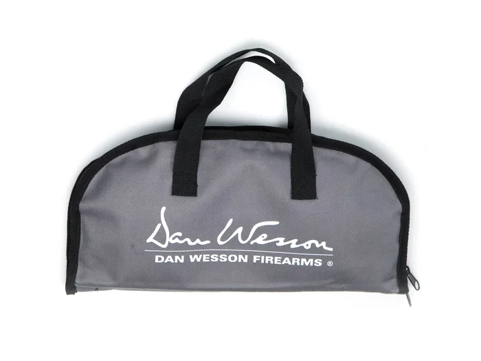 SAC DAN WESSON 715