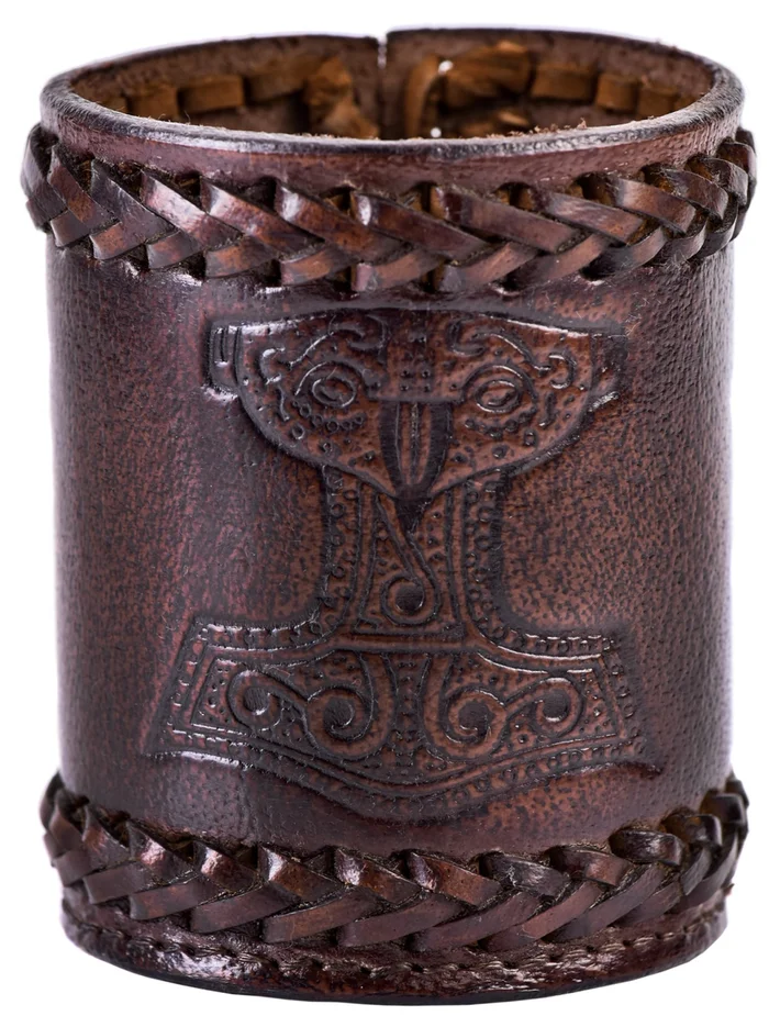 ULF-LP-29 – LARP ULFBERTH Gobelet à dés avec Mjolnir cuir