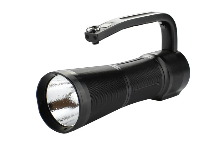 WT50R – Fenix WT50R Projecteur portatif à poignée 3700 lumens